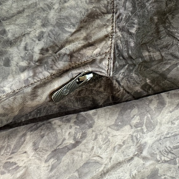 Lululemon Lab Terrain Shell Women's Lightweight Windbreaker Jacket Sz 8 RARE!!! - Picture 11 of 16